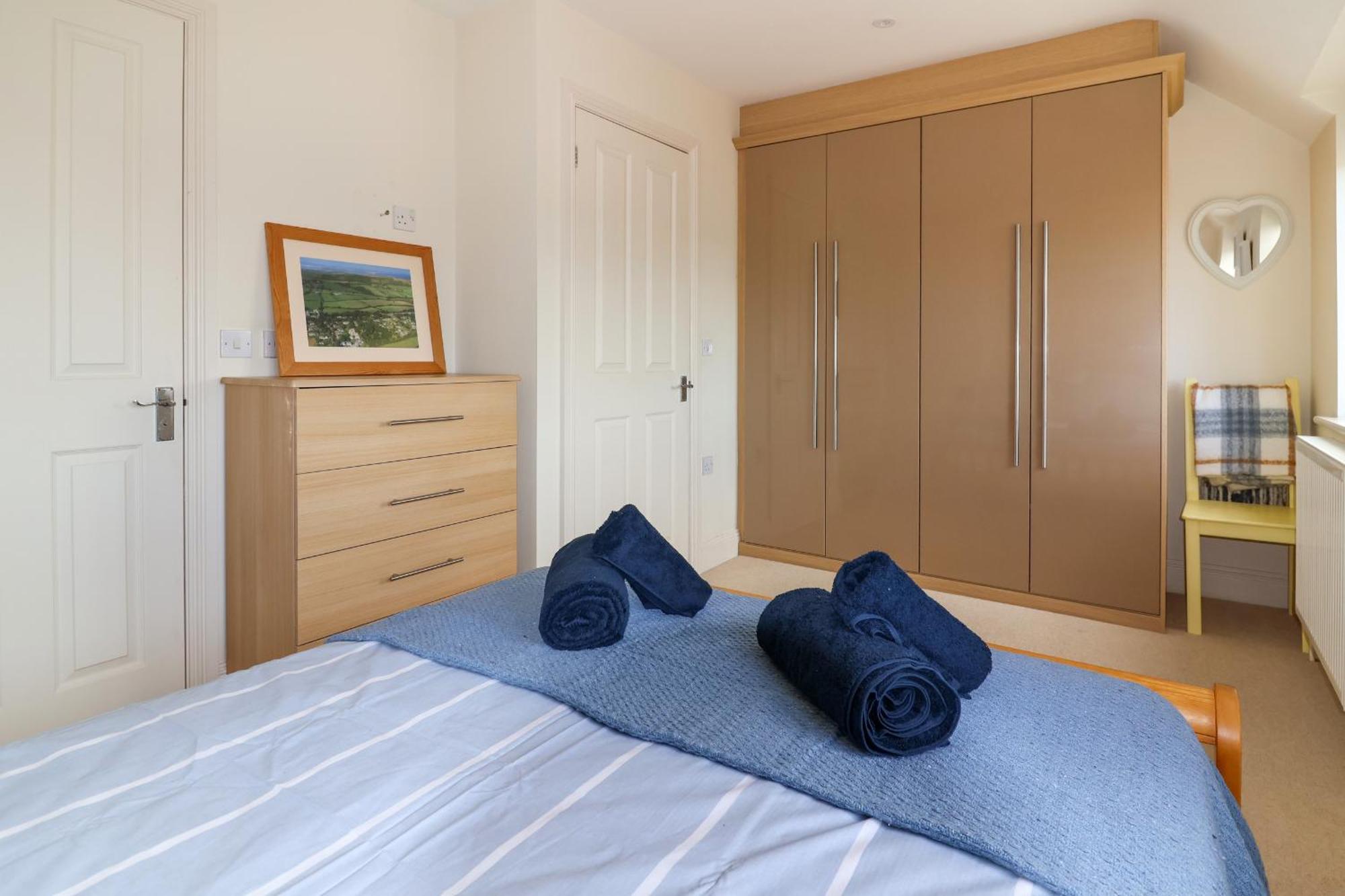 Sea Breeze Villa Суонидж Екстериор снимка